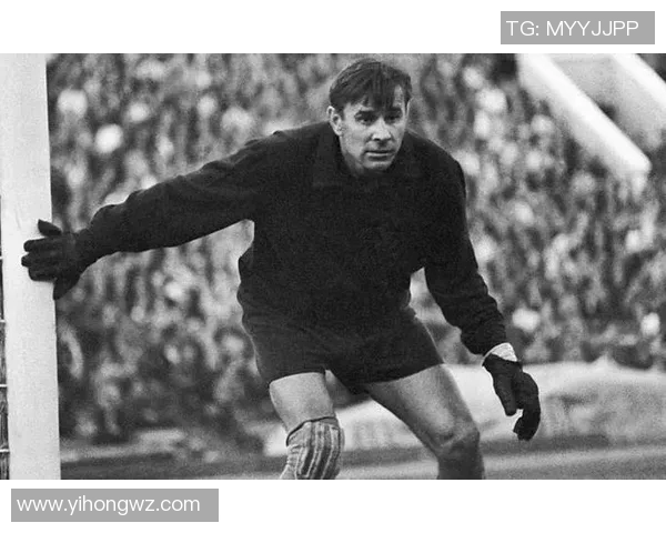 射门时刻猜猜这位足球明星的名字挑战你的足球知识与直觉